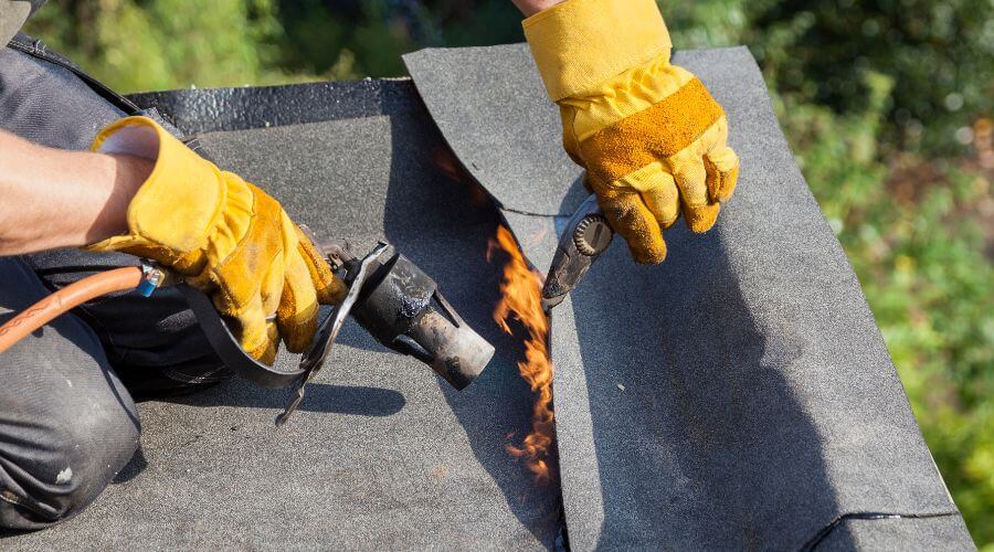Expert Emergency Roof Repairs services in Lacassine, LA